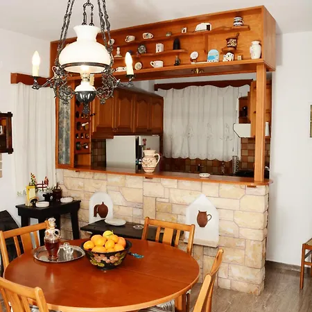 Apartment Dryades House In Kinidaros Naxos City