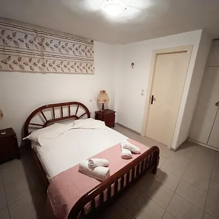 Dryades House In Апартаменты