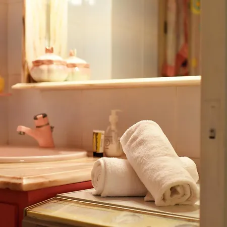 Апартаменты Dryades House In *