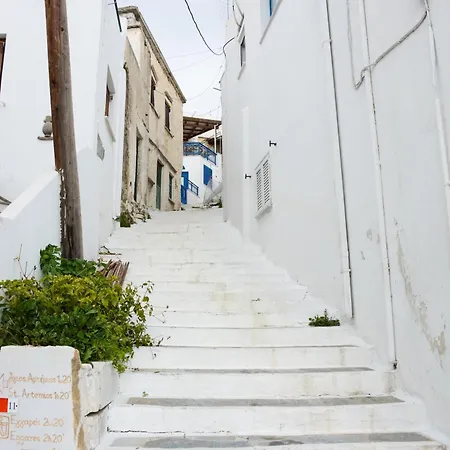 Apartment Dryades House In Kinidaros Naxos City