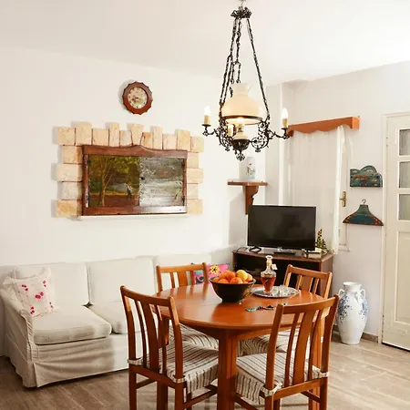 Apartment Dryades House In Kinidaros *