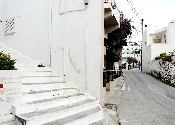 Dryades House In * Kinidaros