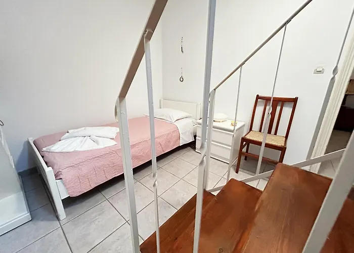 Dryades House In Apartment Kinidaros