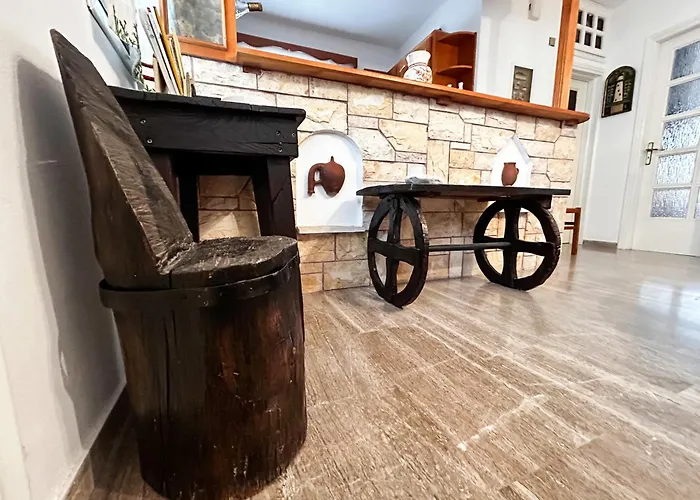 Dryades House In Kinidaros